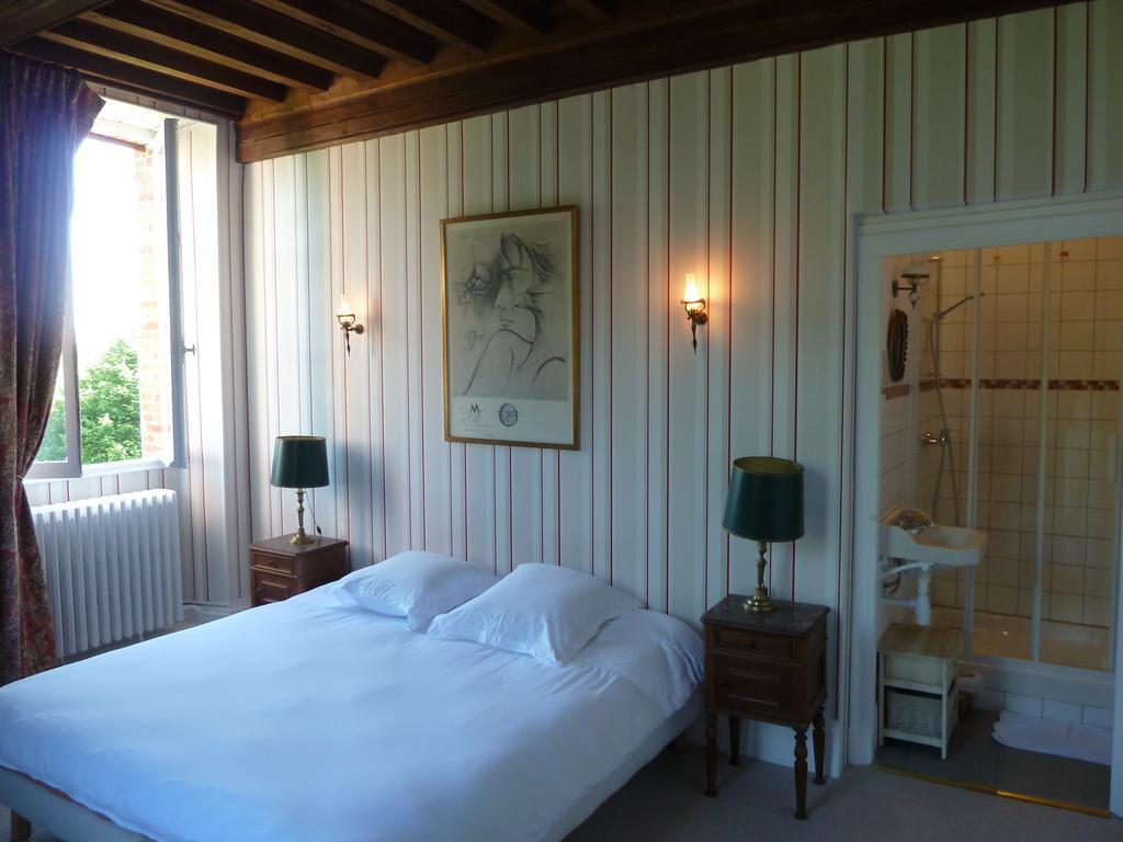 Hotes De Montboulan 萨尔布里 外观 照片